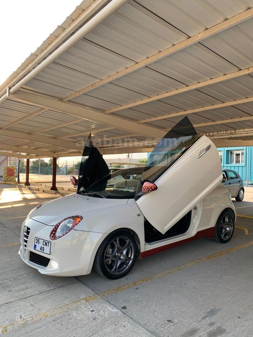 Sahibinden Alfa Romeo MiTo 1.4 T MultiAir Quadrifoglio Verde 2011 Model İzmir 163.000 km Beyaz 1