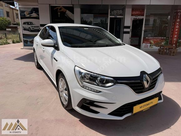 Mİ OTO'DAN DEĞİŞENSİZ 2021 MODEL 1.5 BLUEDCİ OTOMOTİK MEGANE