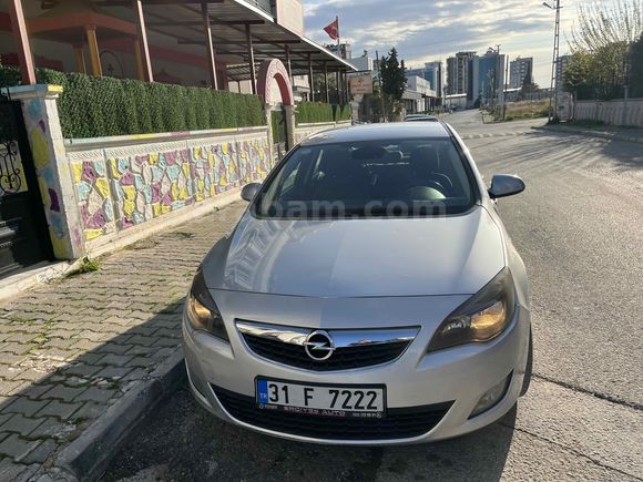 Sahibinden Opel Astra 1.6 Cosmo 2011 Model Mersin 380.000 km Gri (metalik)