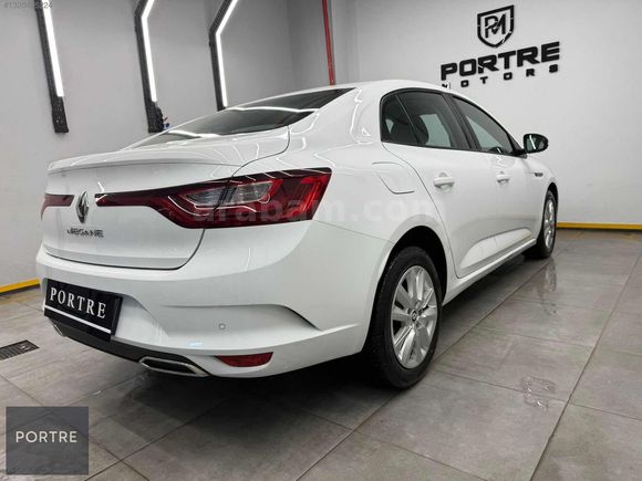 DEĞİŞENSİZ DİZEL OTOMATİK MEGANE