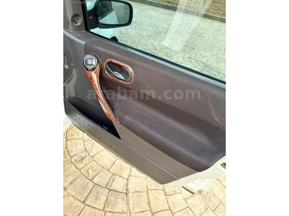BEREKET'TEN 2009 MODEL 1.6 16 VALF 165*** KM HATASIZ MEGANE 2