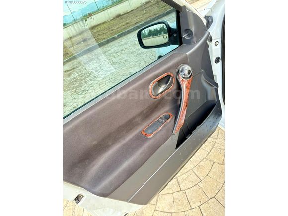 BEREKET'TEN 2009 MODEL 1.6 16 VALF 165*** KM HATASIZ MEGANE 2