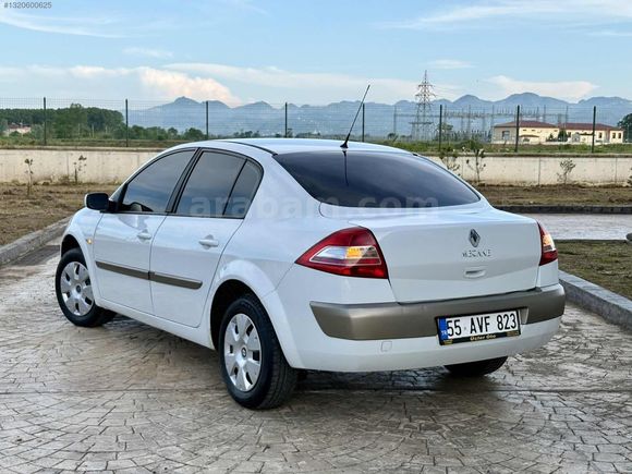 BEREKET'TEN 2009 MODEL 1.6 16 VALF 165*** KM HATASIZ MEGANE 2