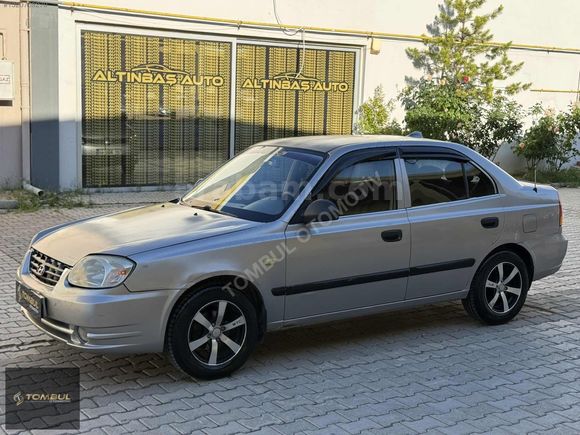 TOMBUL'DAN HYUNDAİ ACCENT 1.5 CRDİ ADMİRE