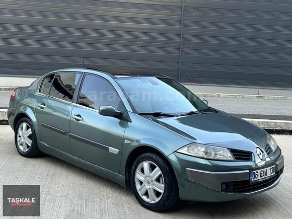 2004 1.6 DYNAMIC DEĞİŞENSİZ 5 BOYA CAM TAVAN MAKAM 150.000 KM
