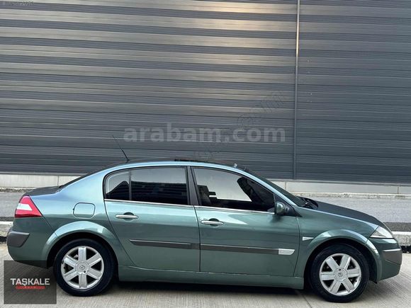 2004 1.6 DYNAMIC DEĞİŞENSİZ 5 BOYA CAM TAVAN MAKAM 150.000 KM