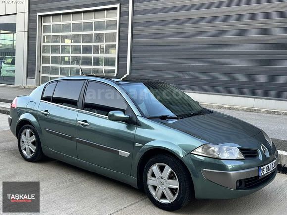 2004 1.6 DYNAMIC DEĞİŞENSİZ 5 BOYA CAM TAVAN MAKAM 150.000 KM