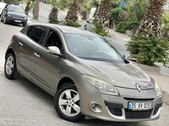 CEMAL TABAK / 2010 MEGANE HB SAFKAN BENZİN 85.000KM