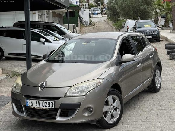 CEMAL TABAK / 2010 MEGANE HB SAFKAN BENZİN 85.000KM