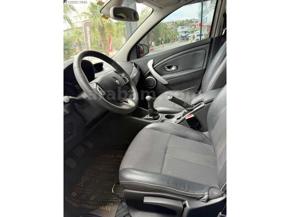 CEMAL TABAK / 2010 MEGANE HB SAFKAN BENZİN 85.000KM
