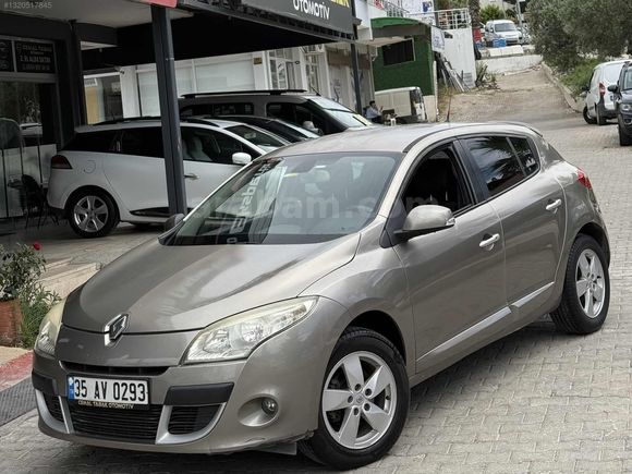 CEMAL TABAK / 2010 MEGANE HB SAFKAN BENZİN 85.000KM