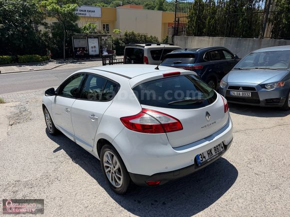 2013 MODEL RENAULT MEGANE 1.6 ICON OTOMATİK 160.000 KM