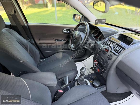2004/RENAULT MEGANE/1.6_16WALF/DYNAMİQUE BENZİN LPG MAKAM PERDE