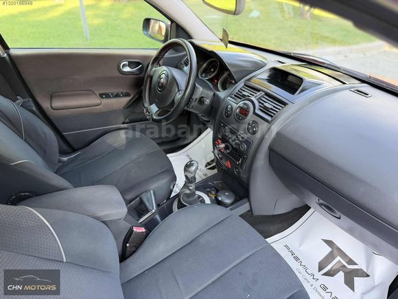 2004/RENAULT MEGANE/1.6_16WALF/DYNAMİQUE BENZİN LPG MAKAM PERDE