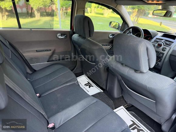 2004/RENAULT MEGANE/1.6_16WALF/DYNAMİQUE BENZİN LPG MAKAM PERDE