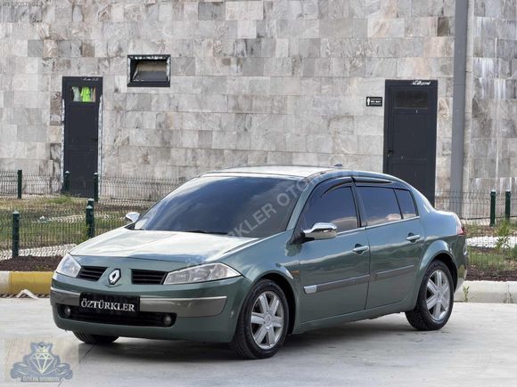 CAM TAVAN 2004 MEGANE DİNAMİK TEKNO PLUS 1.6 BENZİN LPG