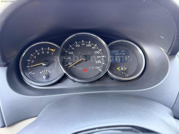 2011 RENAULT MEGANE EXPRESSION OTOMATİK 60.000KM!