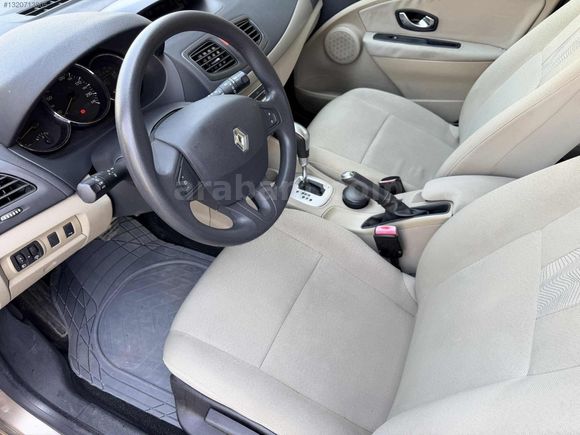 2011 RENAULT MEGANE EXPRESSION OTOMATİK 60.000KM!