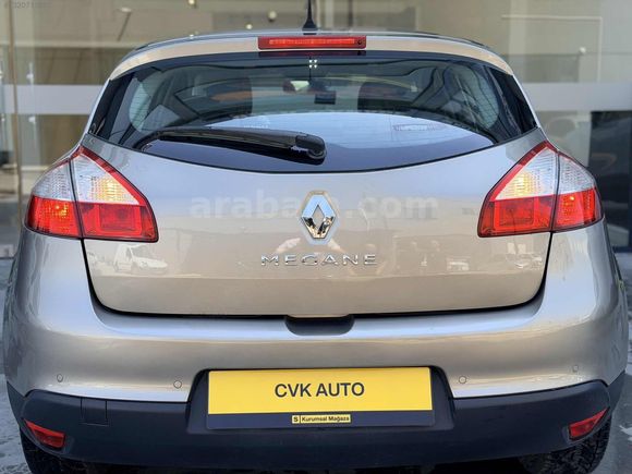 2011 RENAULT MEGANE EXPRESSION OTOMATİK 60.000KM!