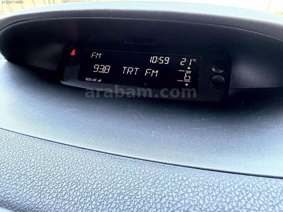 2011 RENAULT MEGANE EXPRESSION OTOMATİK 60.000KM!