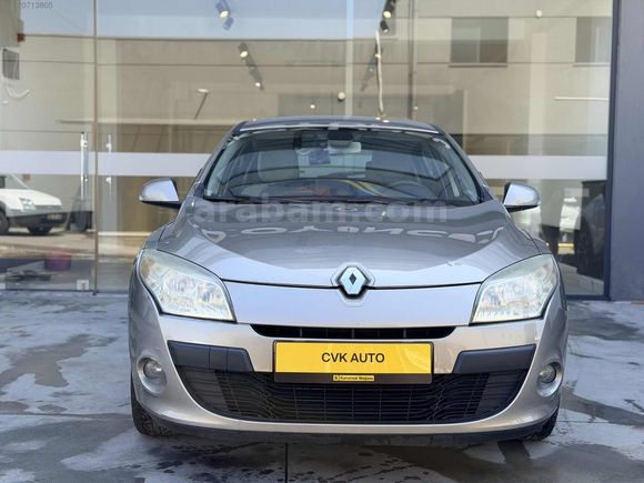 2011 RENAULT MEGANE EXPRESSION OTOMATİK 60.000KM!