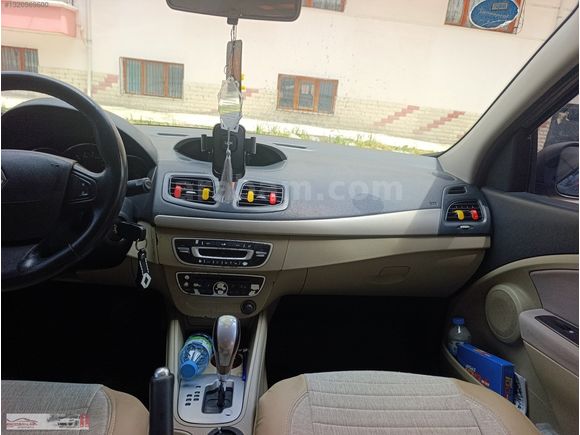 UYGUN FİYATLI TEMİZ MEGANE 3 OTOMATİK