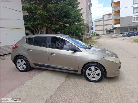 UYGUN FİYATLI TEMİZ MEGANE 3 OTOMATİK