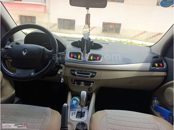 UYGUN FİYATLI TEMİZ MEGANE 3 OTOMATİK
