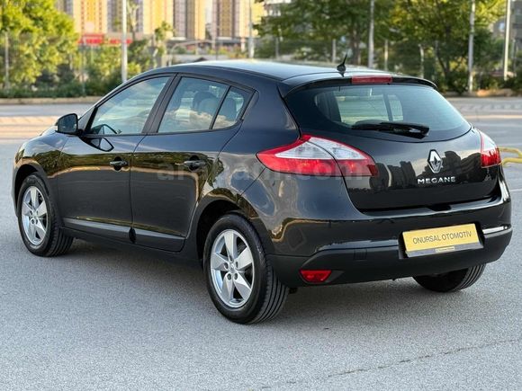 2010 MEGANE 94.000KM 1.6 EMSALSİZ TEMİZLİKTE İÇİ BEJ