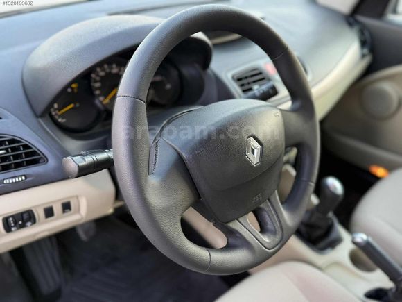 2010 MEGANE 94.000KM 1.6 EMSALSİZ TEMİZLİKTE İÇİ BEJ