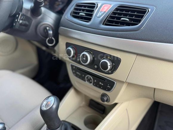 2010 MEGANE 94.000KM 1.6 EMSALSİZ TEMİZLİKTE İÇİ BEJ