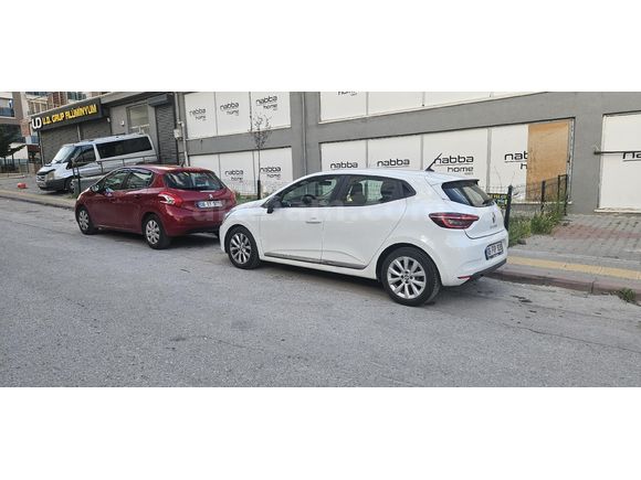 Sahibinden Renault Clio 1.0 TCe Touch 2023 Model Ankara