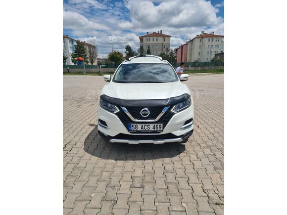 Sahibinden Nissan Qashqai 1.3 DIG-T  tekna 2021 Model 28550 km Beyaz