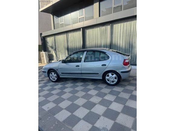 2001 HATASIZ BOYASIZ KAYITSIZ DÜŞÜK KM