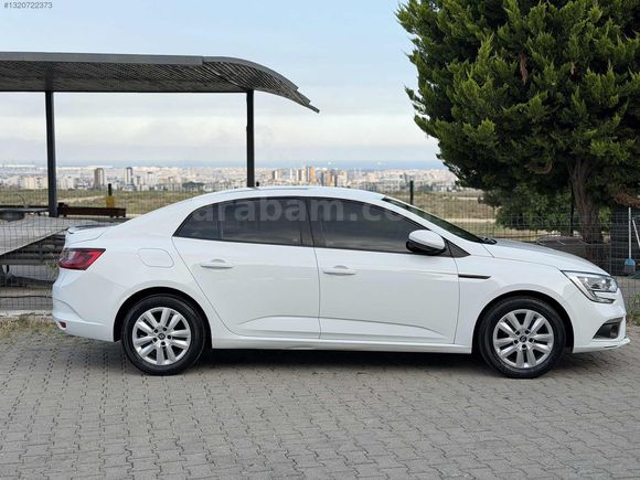 RENAULT MEGANE BENZİNLİ LPG TESLA EKRANLI GERİ GÖRÜŞ TERTEMİZ
