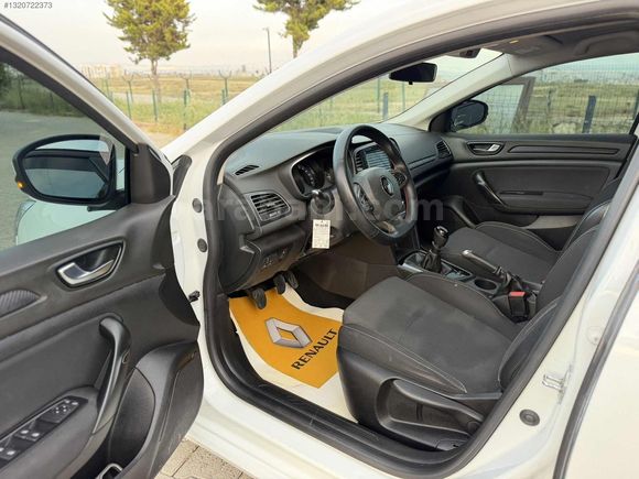 RENAULT MEGANE BENZİNLİ LPG TESLA EKRANLI GERİ GÖRÜŞ TERTEMİZ