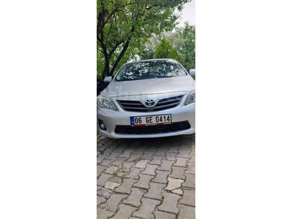 Sahibinden Toyota Corolla 1.4 D-4D Comfort 2011 Model temiz bakımlı masrafsız sadece sol ön çamurluk boyalı harici hatasız  5000 tl travertenleri var