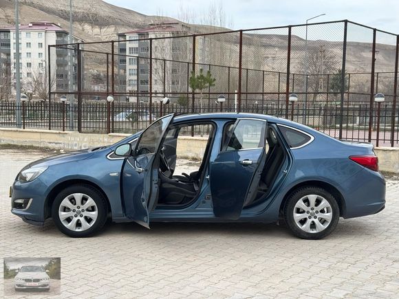 2016 MODEL OPEL ASTRA 1.6 EDİTON PLUS LPG MAVİ