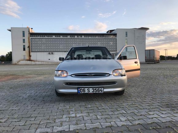 Sahibinden Ford Escort 1.6 CLX 1999 Model 