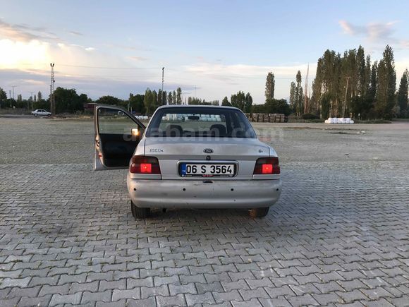 Sahibinden Ford Escort 1.6 CLX 1999 Model 