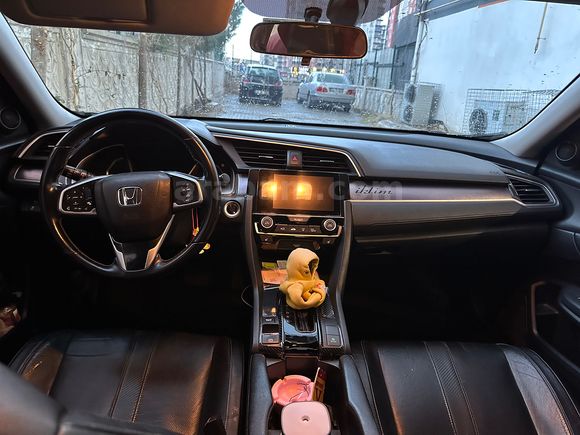 Sahibinden Honda Civic 1.6i VTEC Eco Executive 2017 Model 