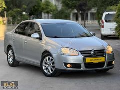 2010 YENİ GÖĞÜS 1.6 BENZİN/LPG EXCLUSİVE JETTA