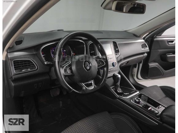 SZR MOTORS DAN 2016 MODEL SEDEFLİ BEYAZ TOUCH RENAULT TALİSMAN