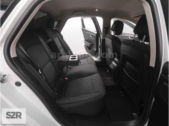 SZR MOTORS DAN 2016 MODEL SEDEFLİ BEYAZ TOUCH RENAULT TALİSMAN