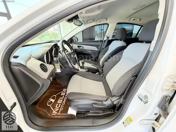 CHEVROLET CRUZE/2011/DUBLE EKRAN/