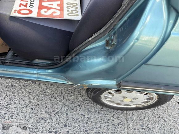 ÖZMENLER'DEN 1996 RENAULT 9 BROADWAY 1.4 LPG ORTA KASA