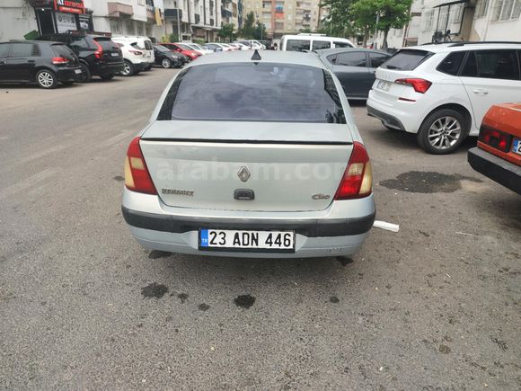 Sahibinden Renault Clio 1.4 Expression 2003 Model