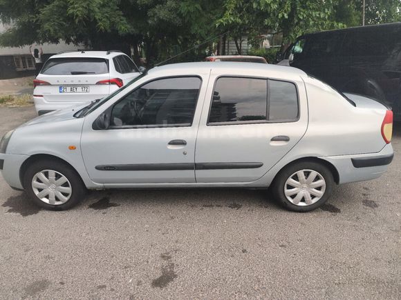 Sahibinden Renault Clio 1.4 Expression 2003 Model