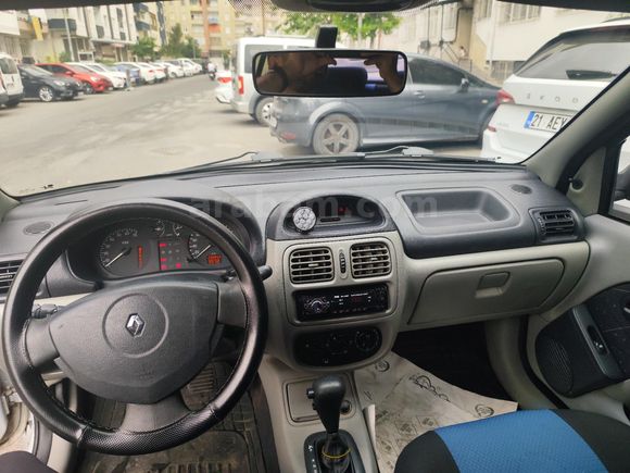 Sahibinden Renault Clio 1.4 Expression 2003 Model