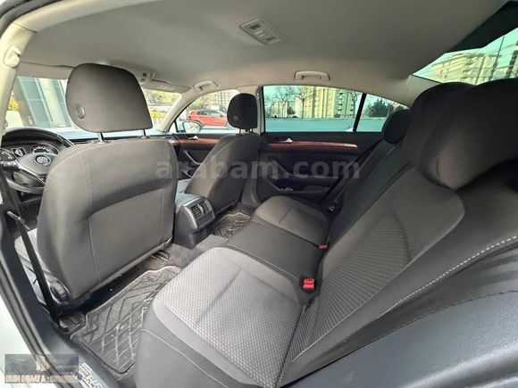 BİLEN OTOMOTİV DEN DÜŞÜK KM PASSAT...